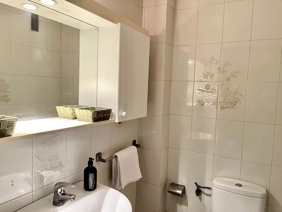 Agradable Apartamento Centrico En Cangas Eksteriør billede
